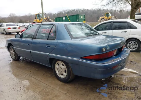 1998 Buick Skylark Custom z USA, uszkodzony, nr VIN 1G4NJ52M7WC401547